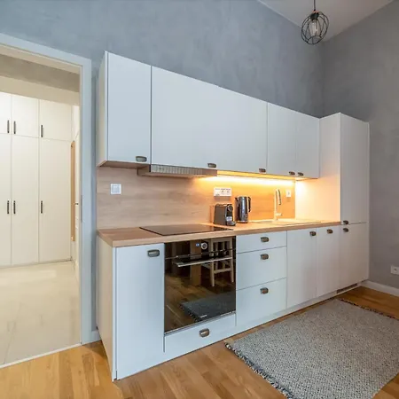 Chic Brick In Historic Center By Rentez Apartament Praga