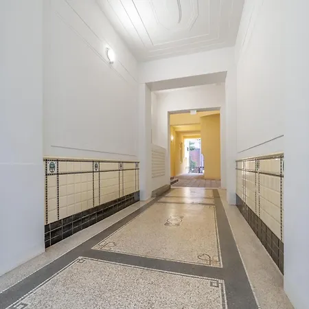 Apartament Chic Brick In Historic Center By Rentez Praga