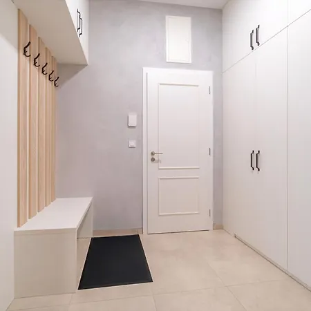Chic Brick In Historic Center By Rentez Apartament *